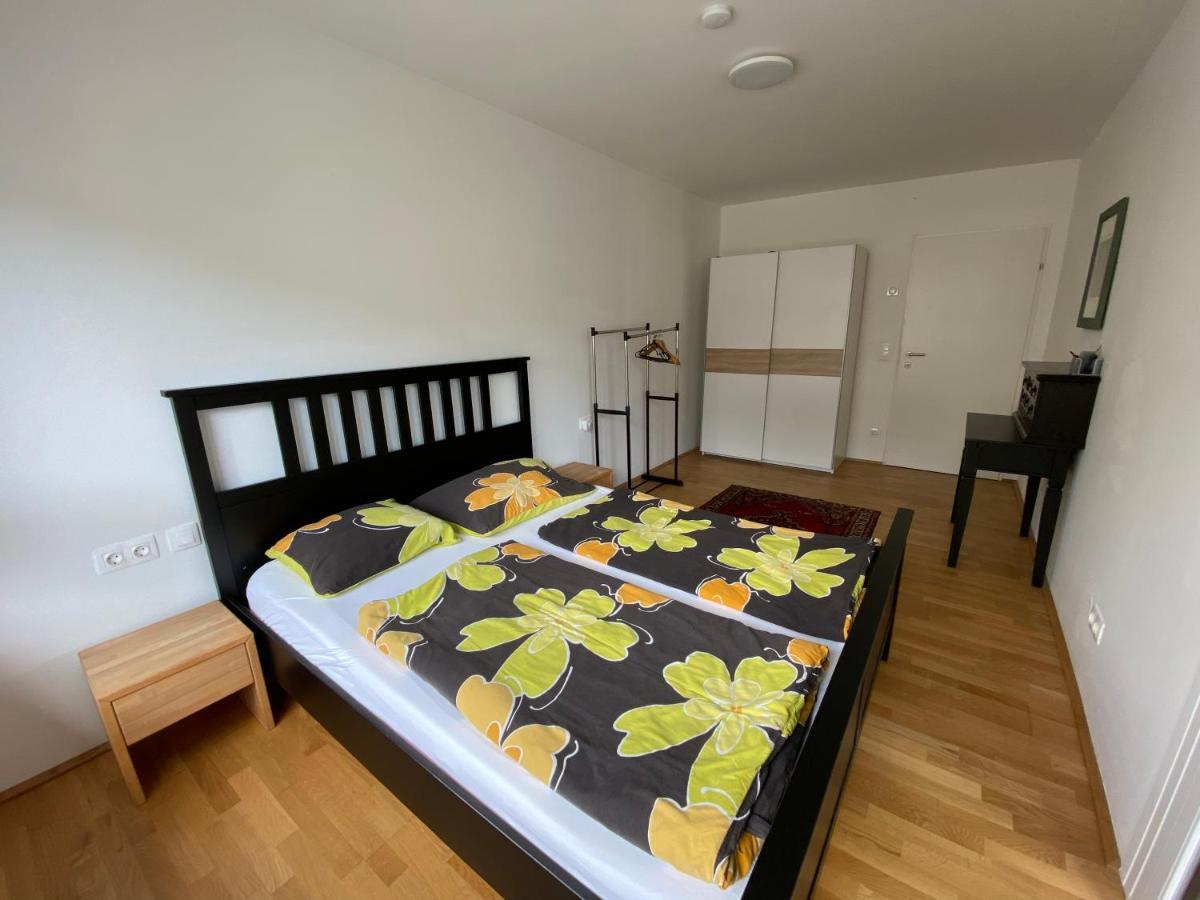 Apartment 9 Stops Away From City-Centre Wien Eksteriør billede